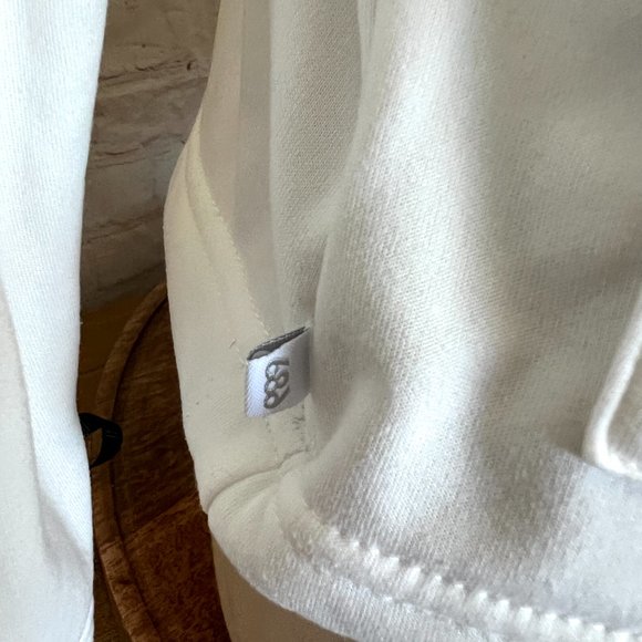 686 White Zip Up Sweatshirt - Lightweight Fleece -Jacket Size Medium- Men’s - Picture 7 of 10